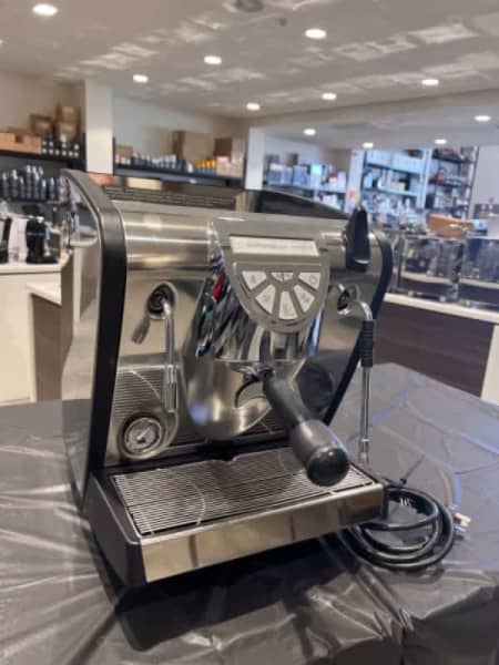 Pre Owned Nuova Simoneli Musica Semi Commercial Coffee Machine