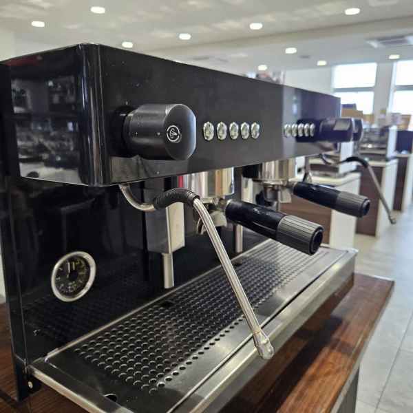 Pre Loved FUTUREMATT Ottima 2.0 Commercial Coffee Machine