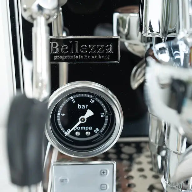 BELLEZZA GULIA DISPLAY FLOOR STOCK COFFEE MACHINE