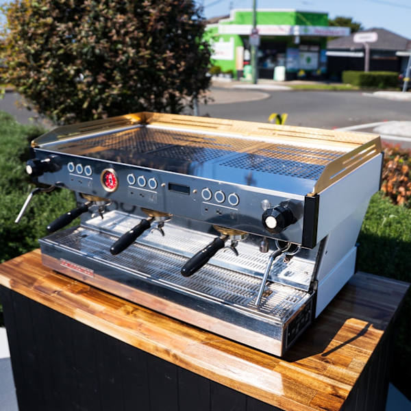Late Model 3 Group La Marzocco PB – Custom White with Brass Accents