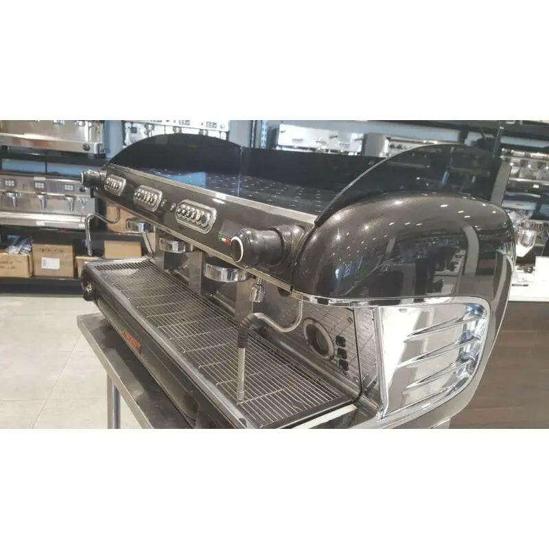 Cheap Fully Serviced 3 Group Sanremo Verona Commercial