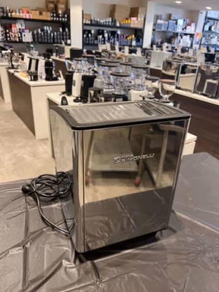 Pre Owned Nuova Simoneli Musica Semi Commercial Coffee Machine