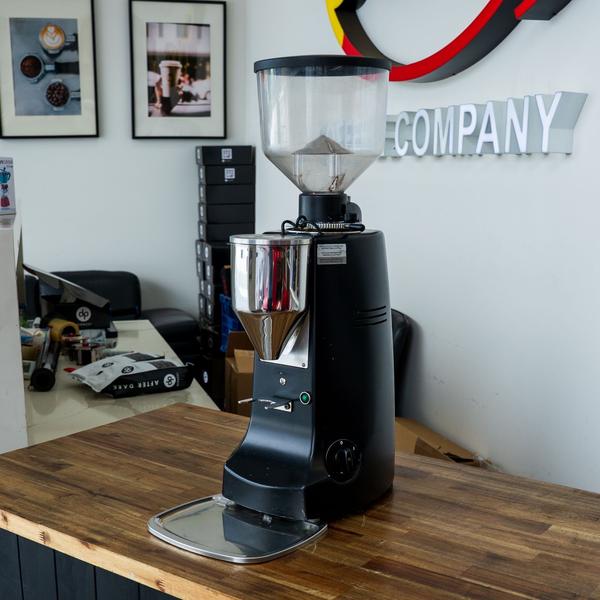 Used Mazzer Robur E Commercial Espresso Coffee Grinder Black