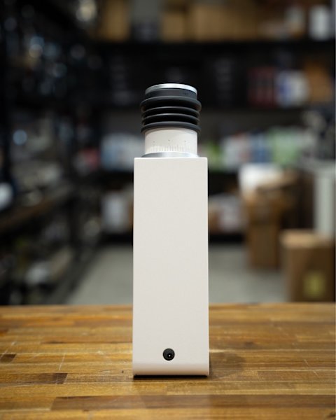 Pre-Loved Varia VS3 Gen 2 Coffee Grinder – White | Barely Used