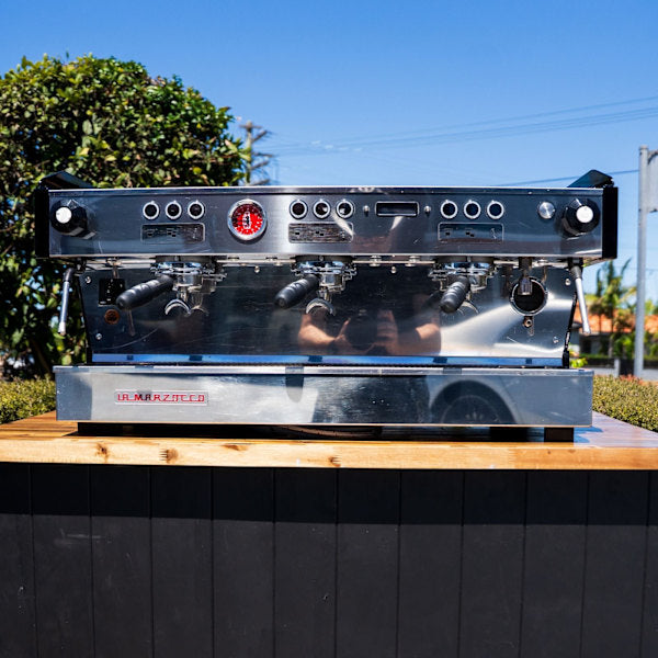 Stunning Late-Model La Marzocco Linea PB – 3 Group (Pearl Green)