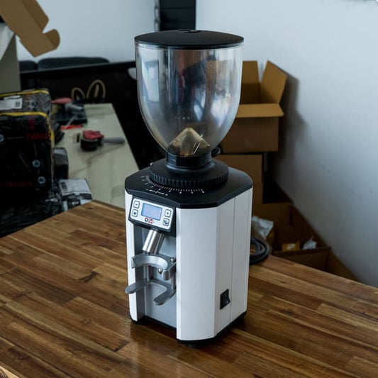 EX DEMO DIP DS-68 ESPRESSO GRINDER WHITE