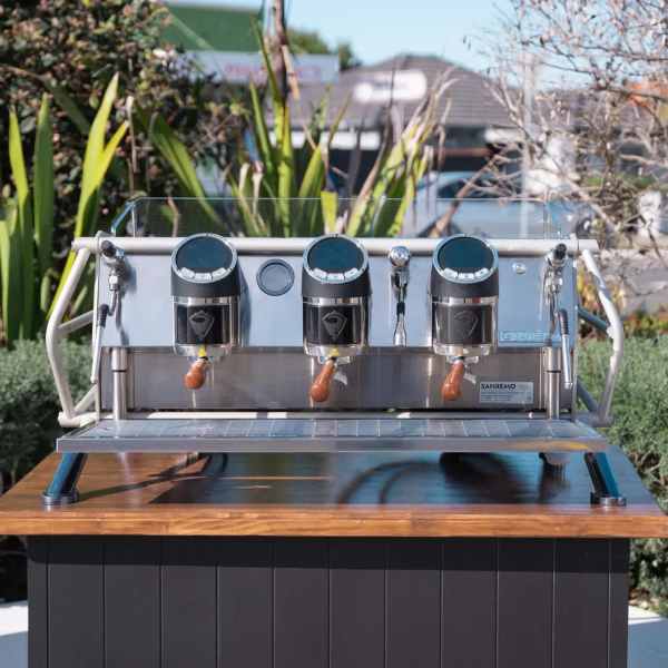 Immaculate 3 Group Sanremo Cafe Racer Commercial Coffee Machine