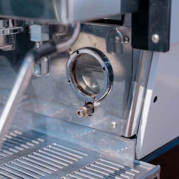 Clean Pre Loved 3 Group La Marzocco LINEA AV IN White