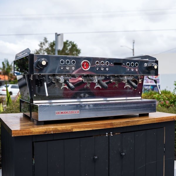 3G Pre - Loved La Marzocco Linea PB AV – Chrome – Immaculate - Australia - Di Pacci