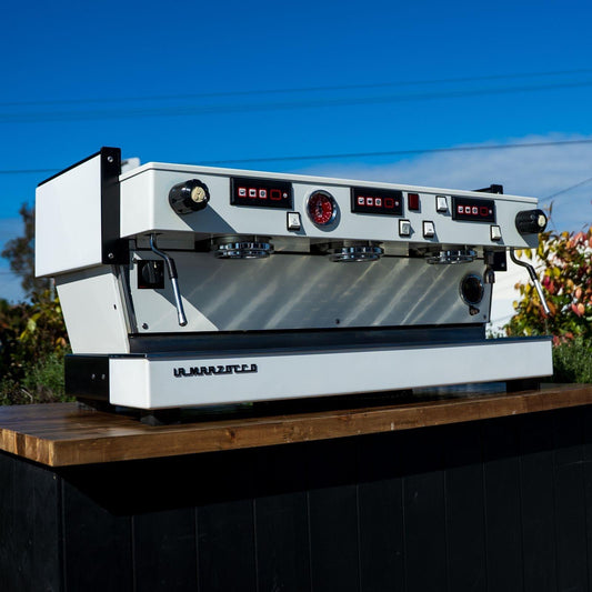 La Marzocco Linea Av 3 Group Tall Cup White - Pre-loved