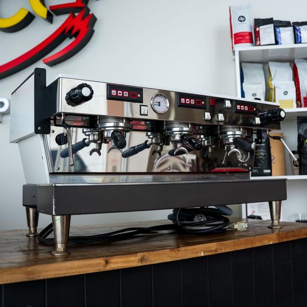 La Marzocco Linea AV 3 Group Tall Cup Espresso Machine Shot Timers