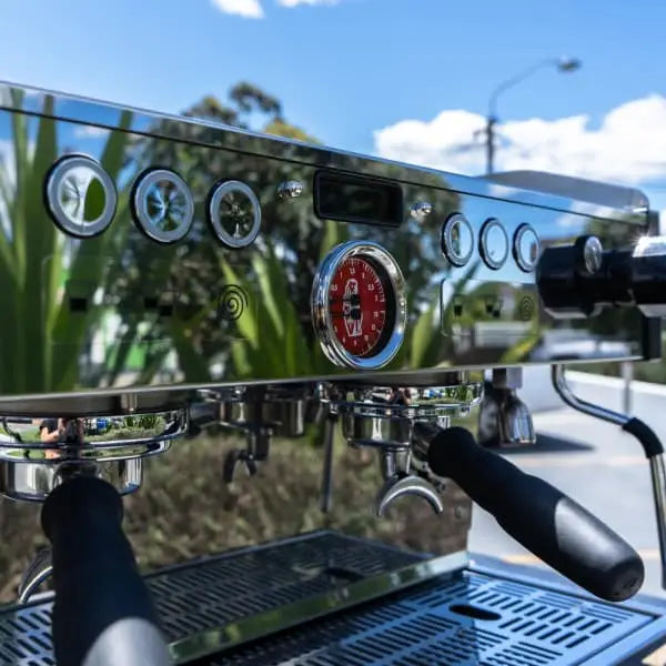 6 Week Old 2 Group La Marzocco PB COFFEE MACHINE 2021