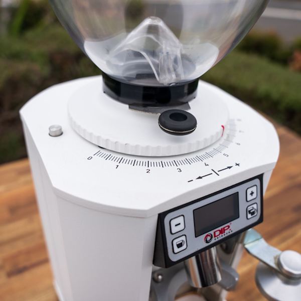 Ex Demo White Dip Dk68 Electric Coffee Grinder