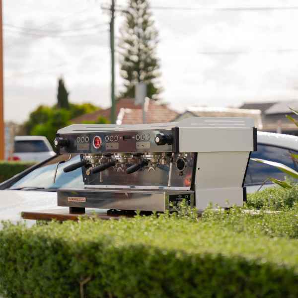 Pre Owned 3 Group La Marzocco PB In Gloss White