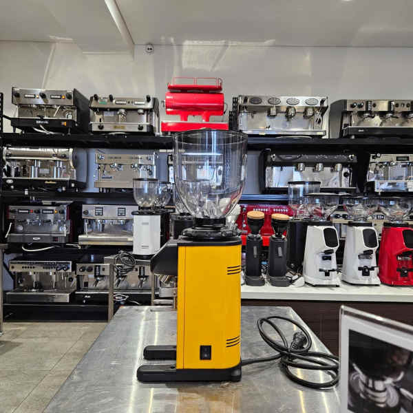 Used Electric Dip Dk65 On Demand Digital Grinder In Yellow