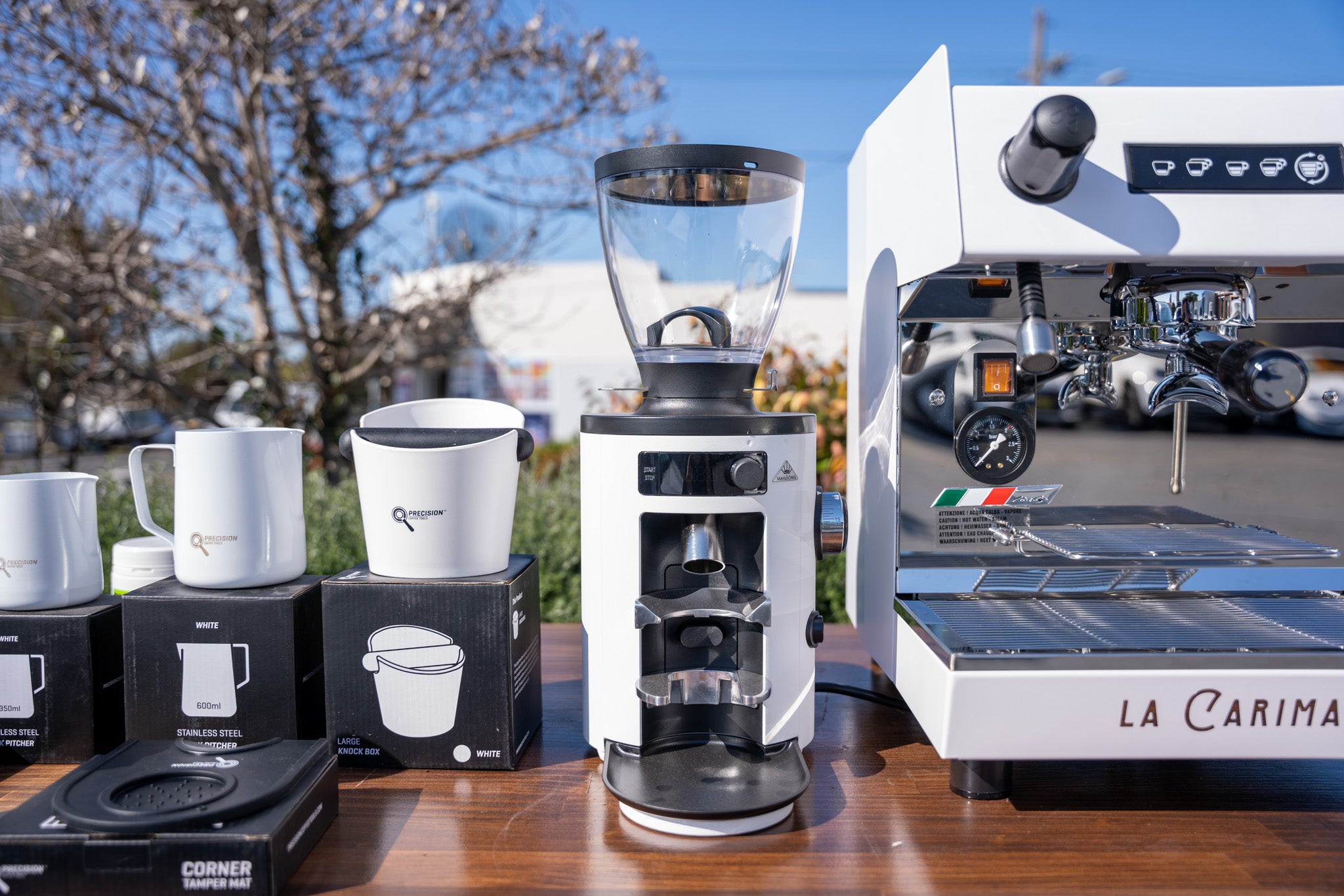 La Carimali 1 Group White Coffee Machine, Mahlkonig X54 Grinder & Accessories Package