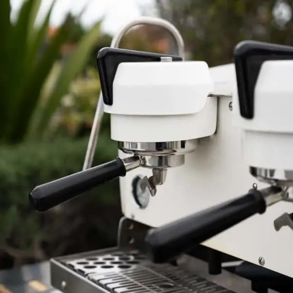 As New Synesso S300 With High Stand Commercial Coffee