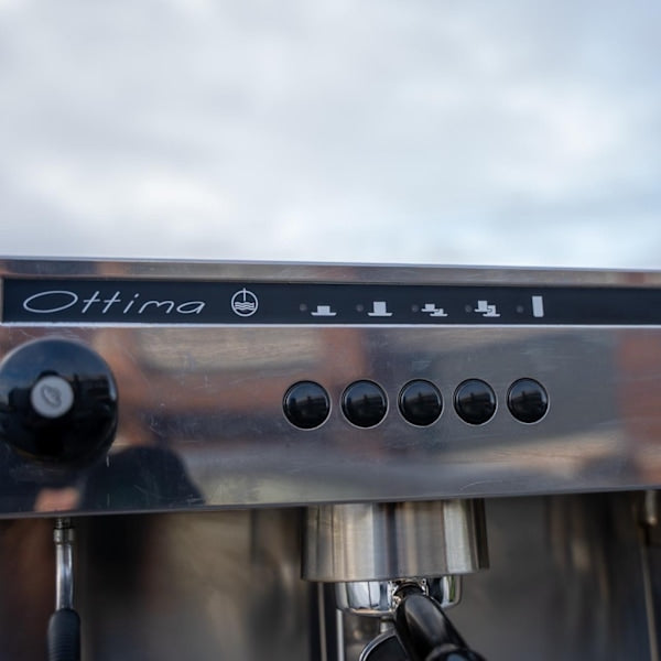 Pre-Loved Futurmat Ottima Excellent Condition 15 Amp – Built-In Pump
