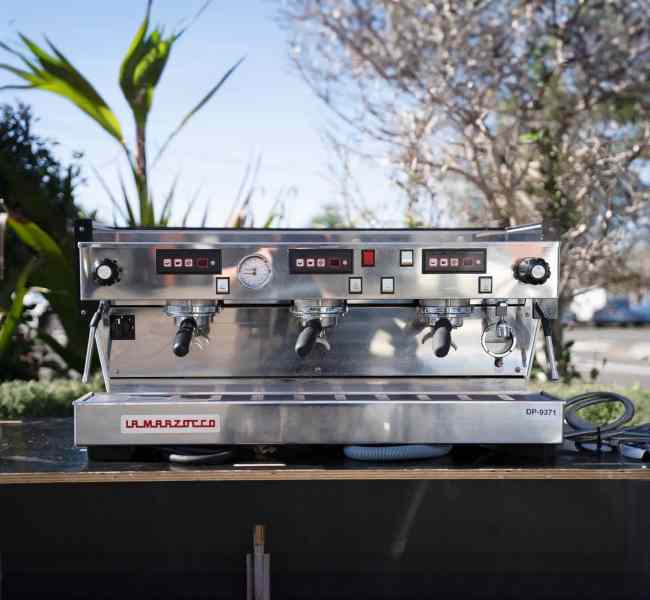 Beautiful La Marzocco Linea Av Tall Cup 3 Group Coffee Machine - Australia - Di Pacci