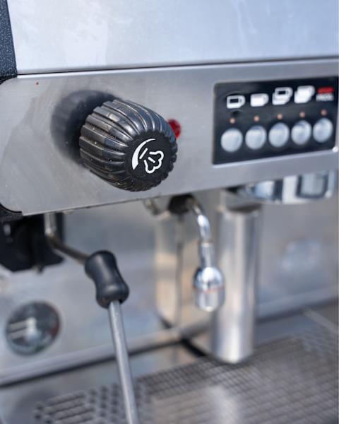 Clean Pre Loved 3 Group Wega Polaris Tall Cup Black