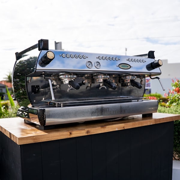 Pre loved 3 Group Chrome La Marzocco GB5 Immaculate Condition