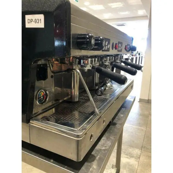 Cheap 3 Group Pre-Owned Wega High Cup Commercial Coffee