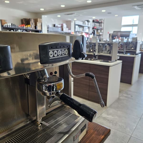 Cheap Beautiful Commercial 3 Group coffee machine fully serviced - Australia - Di Pacci