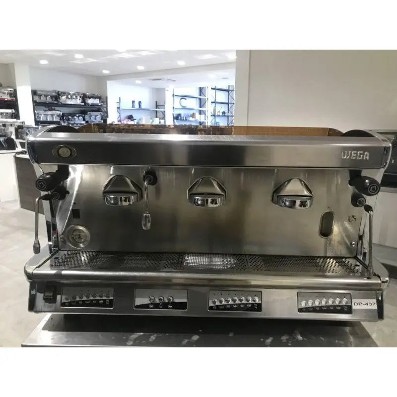 Cheap Pre-Owned 3 Group High Cup Wega Commercial Coffee