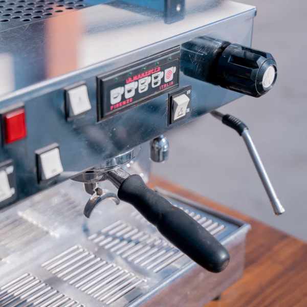Clean Pre Loved 3 Group La Marzocco LINEA AV IN White - Australia - Di Pacci