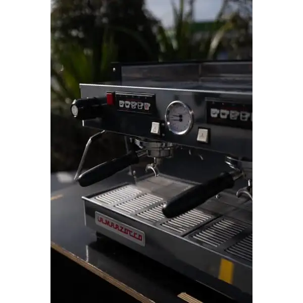 Clean Pre Owned 2 Group La Marzocco Linea Commercial Coffee
