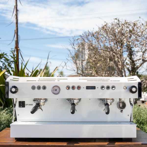 Custom As New 3 Group La Marzocco PB In Gloss White - Australia - Di Pacci