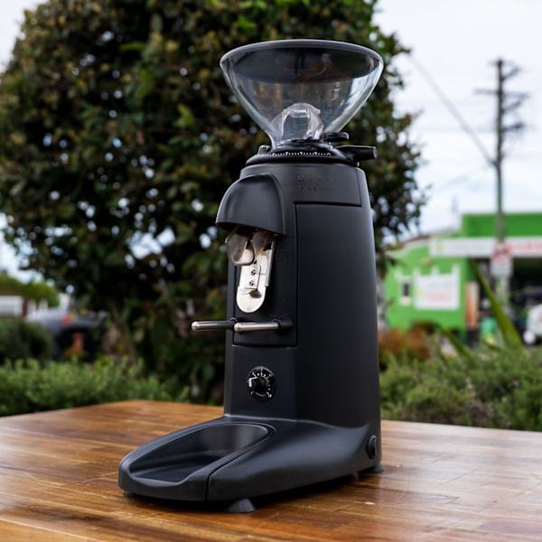 Pre-Loved Compak K3 Coffee Grinder – Black | Immaculate