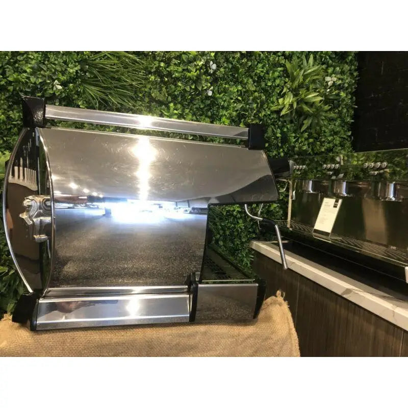 Demo 3 month Old 3 Group La Marzocco GB5 Commercial Coffee