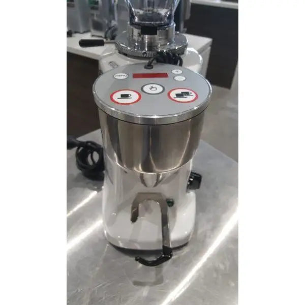 Demo Super Jolly Electronic In White Espresso Bean Coffee