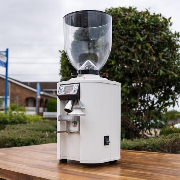 Ex Demo White Dip Dk68 Electric Coffee Grinder - Australia - Di Pacci