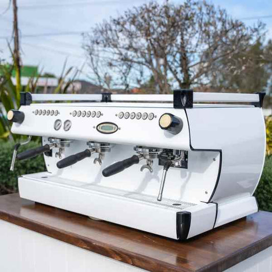 Fully Serviced 3 Group La Marzocco GB5 In Gloss White Coffee Machine - Australia - Di Pacci