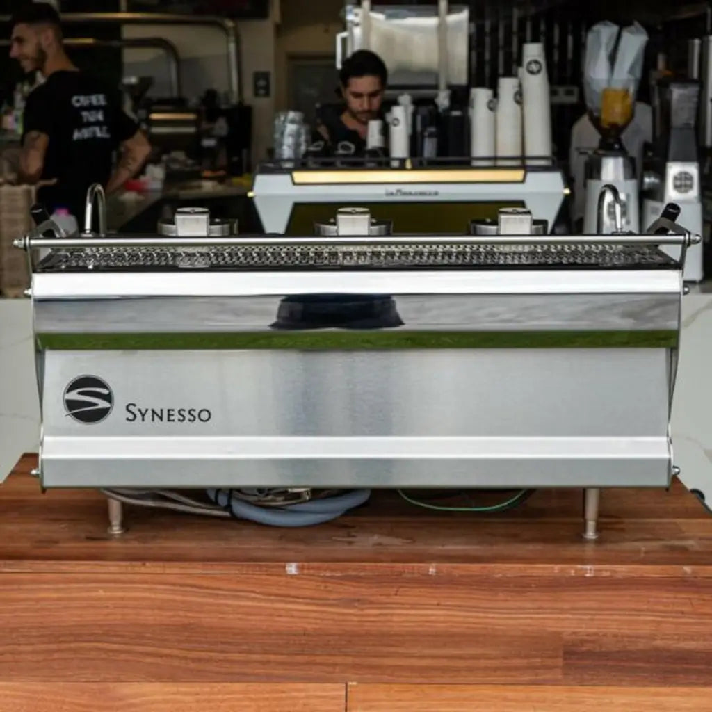 Immaculate 3 Group Synesso Sabre Volumetric Commercial