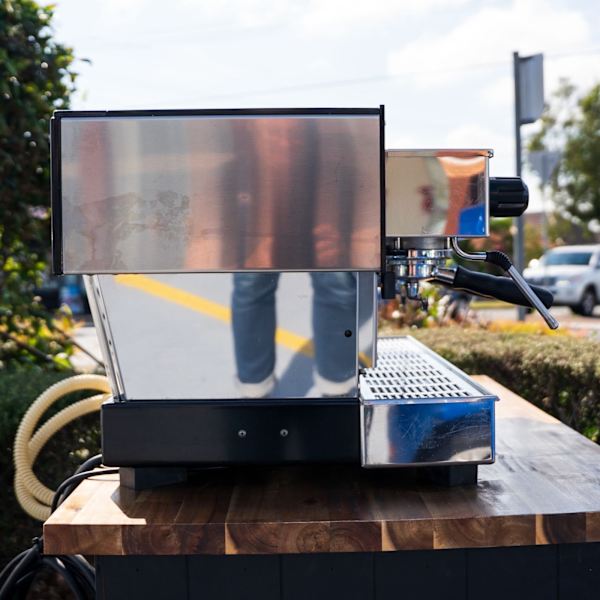 Immaculate Ex Training Room 3 Group La Marzocco Linea AV - Australia - Di Pacci