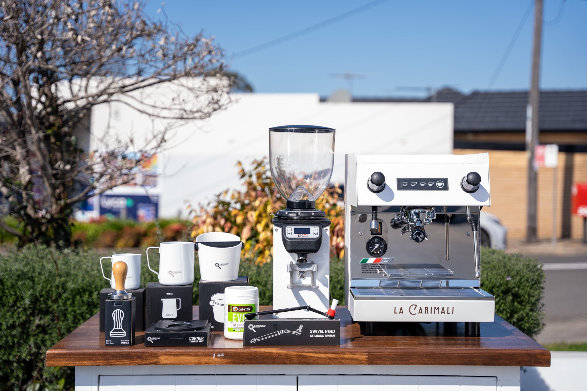 La Carimali Nimble 1 Group White Coffee Machine, Dip DKS - 65 Grinder & Accessories Package - Australia - Di Pacci