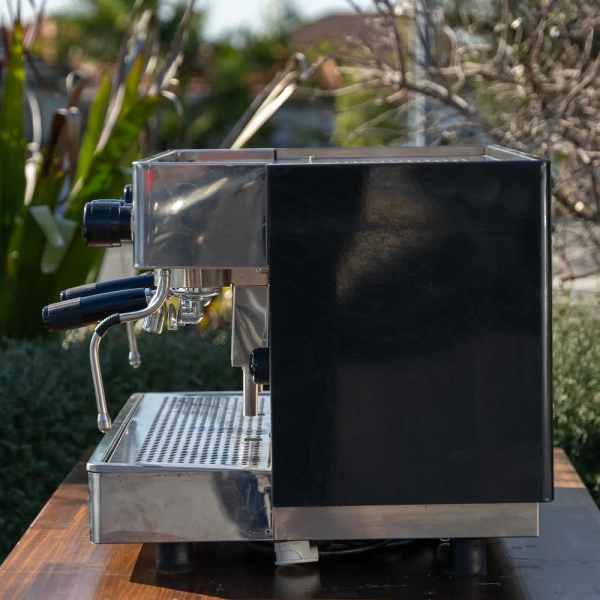 Pre Loved FUTUREMATT Ottima 2 Group 15 Amp Tall Cup Coffee Machine - Australia - Di Pacci