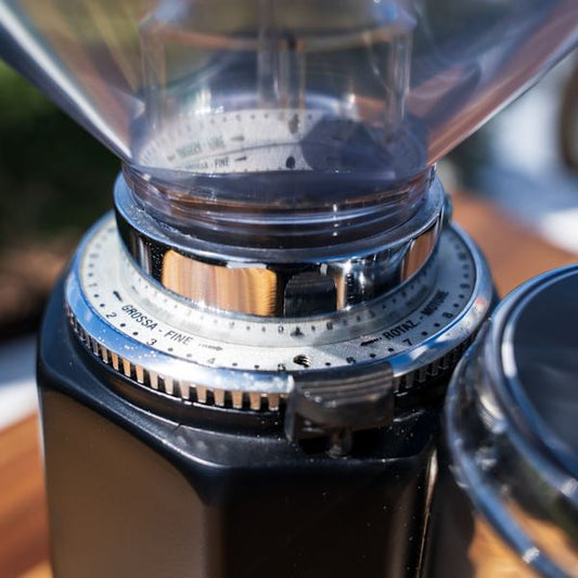 Pre Loved Quamar Q50E Electric Coffee Bean Espresso Grinder - Australia - Di Pacci
