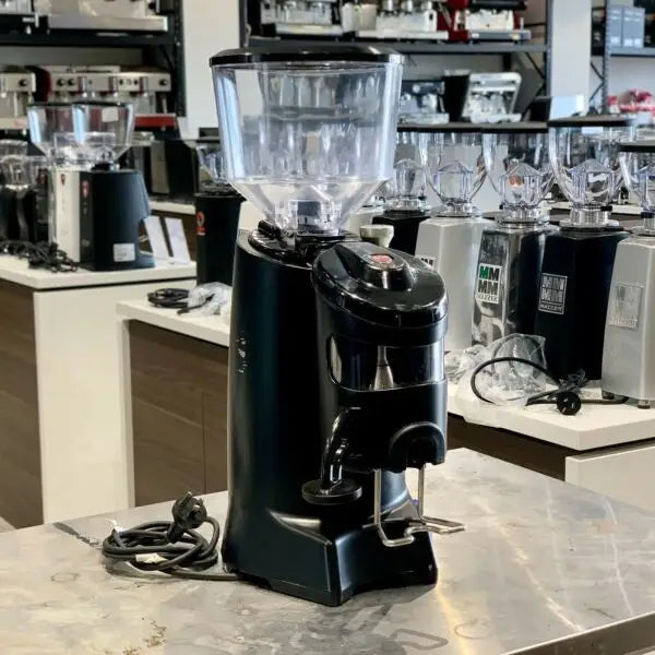 Pre Owned Eureka Zenith 65 Commercial Coffee Bean Espresso