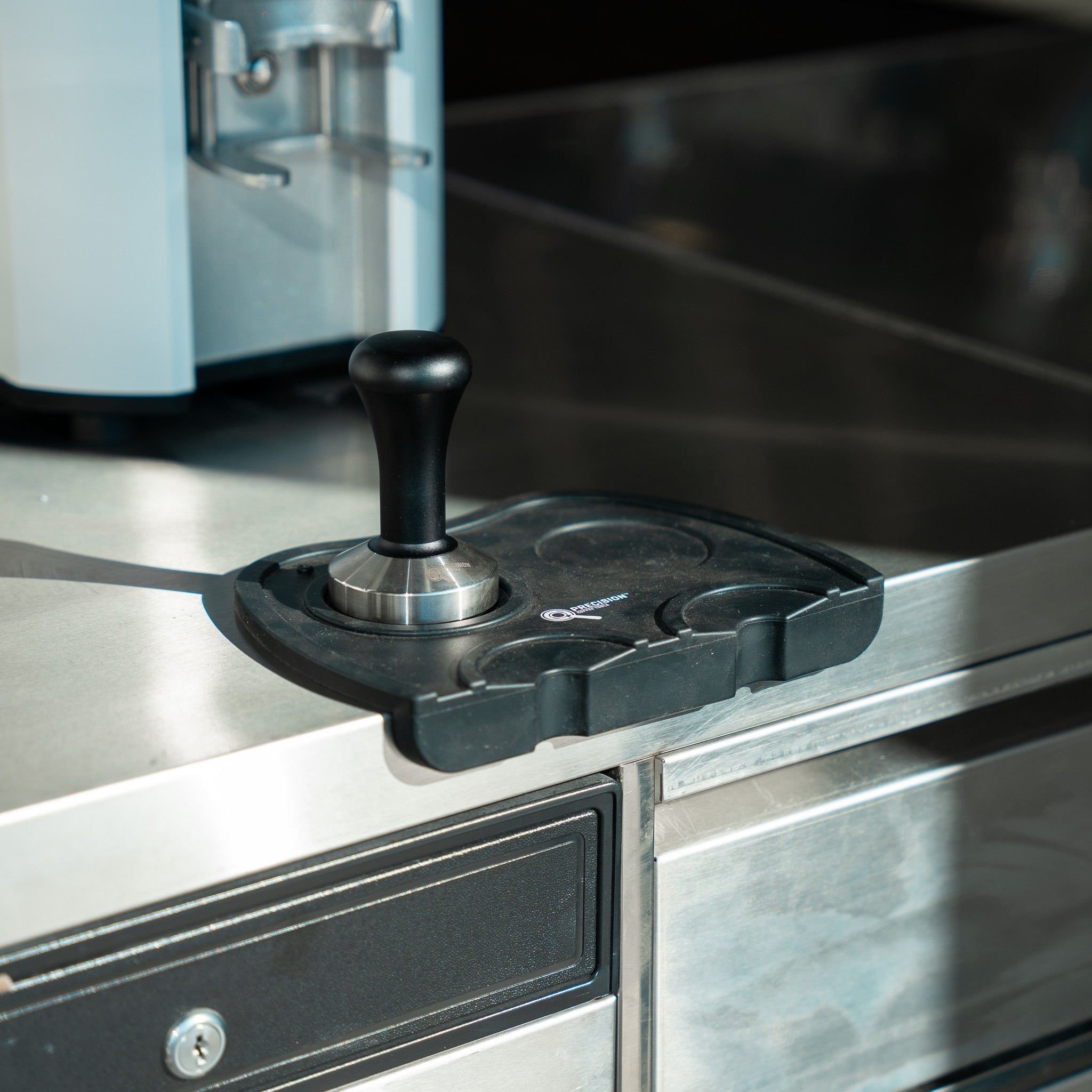 PRECISION LARGE LOCKABLE COFFEE CART PACKAGE WITH FUTURETE HORIZONT & DIP DS - 68 - Australia - Di Pacci