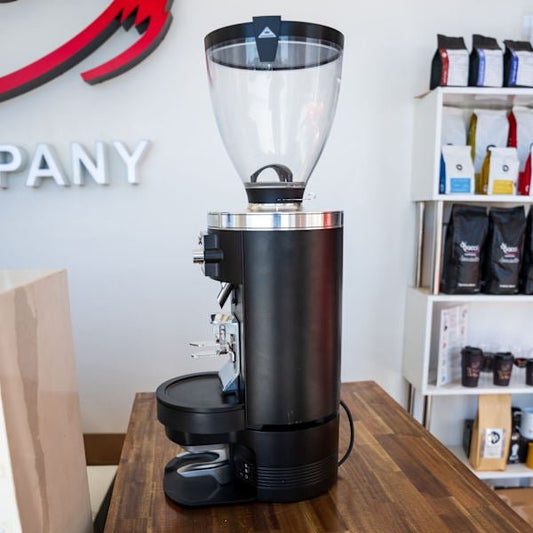 Puqpress M5 – Used Only 4 Days at Fine Food Expo This Puqpress M5 was - Australia - Di Pacci