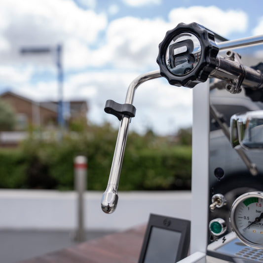 Rocket R Cinquantotto (R58) Coffee Machine + Niche Zero Grinder Package In White - Australia - Di Pacci