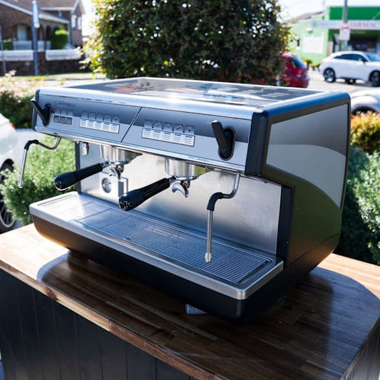 Simonelli Appia – 2 Group High Cup – 15 Amp with Built - In Pump - Australia - Di Pacci