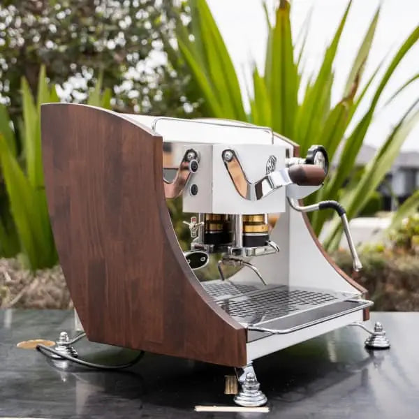 Stunning Automatic ESE Italian POD Commercial Coffee Machine