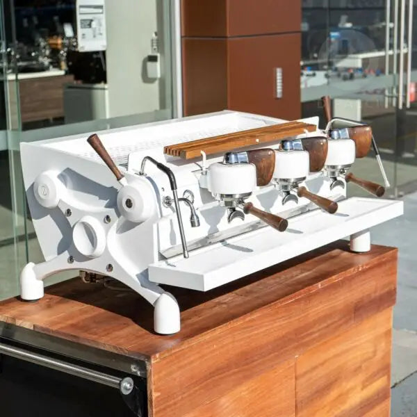 STUNNING CUSTOM SLAYER ESPRESSO 3 GROUP COMMERCIAL COFFEE