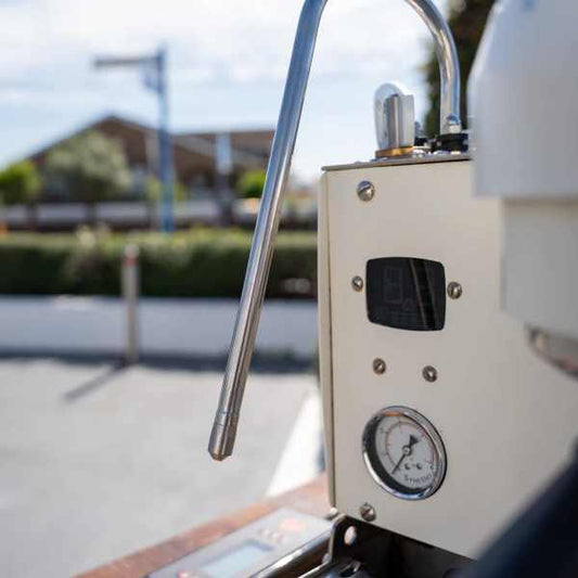 Stunning Pre Loved Synesso S200 Commercial Coffee Machine - Australia - Di Pacci