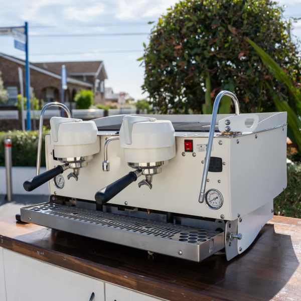 Stunning Pre Loved Synesso S200 Commercial Coffee Machine - Australia - Di Pacci